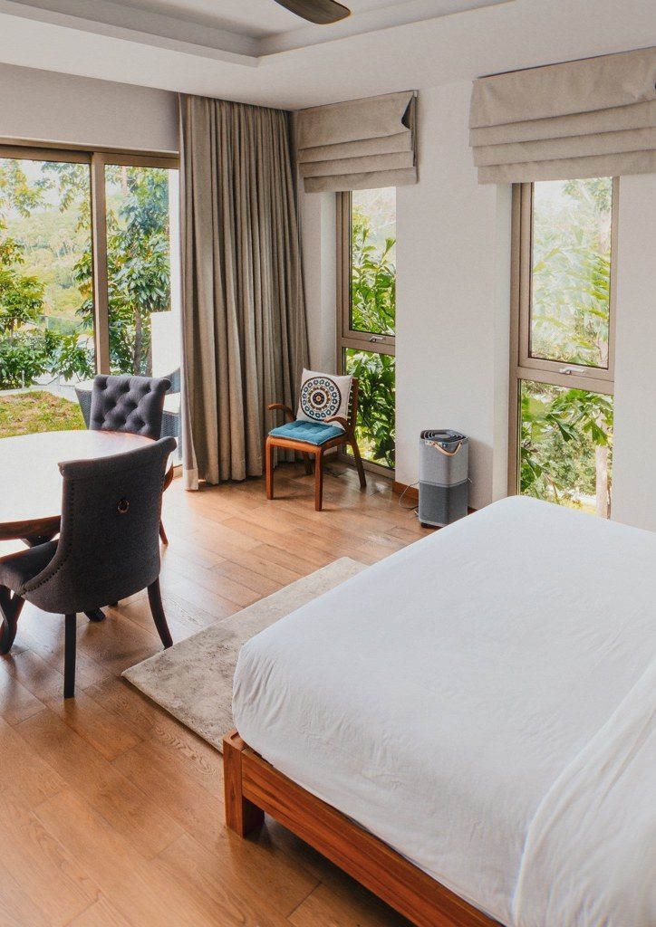 Bedroom with garden view